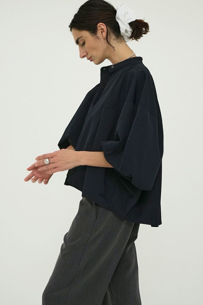 クラネ CLANE VOLUME SELEEVE STAND NECK SHIRT （WHITE