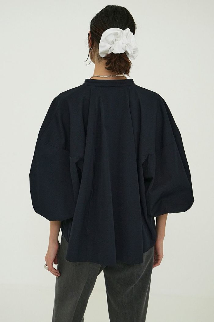 VOLUME SELEEVE STAND NECK SHIRT 18122-4082｜CLANE クラネ通販